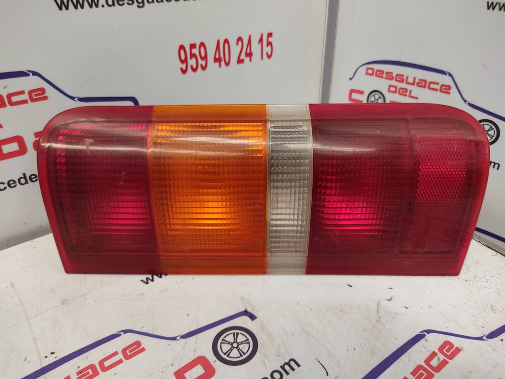 PILOTO TRASERO DERECHO