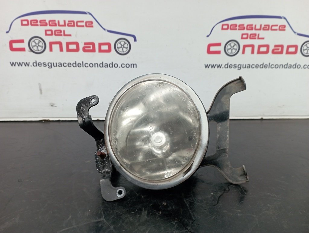 FARO ANTINIEBLA IZQUIERDO