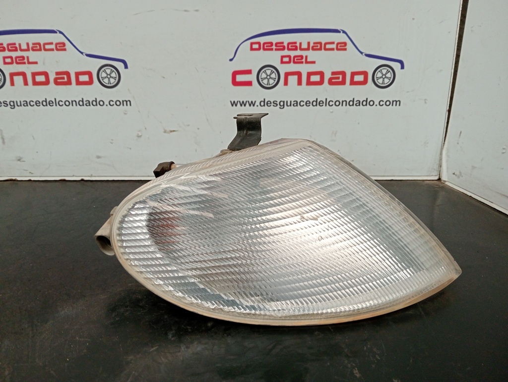 PILOTO DELANTERO DERECHO