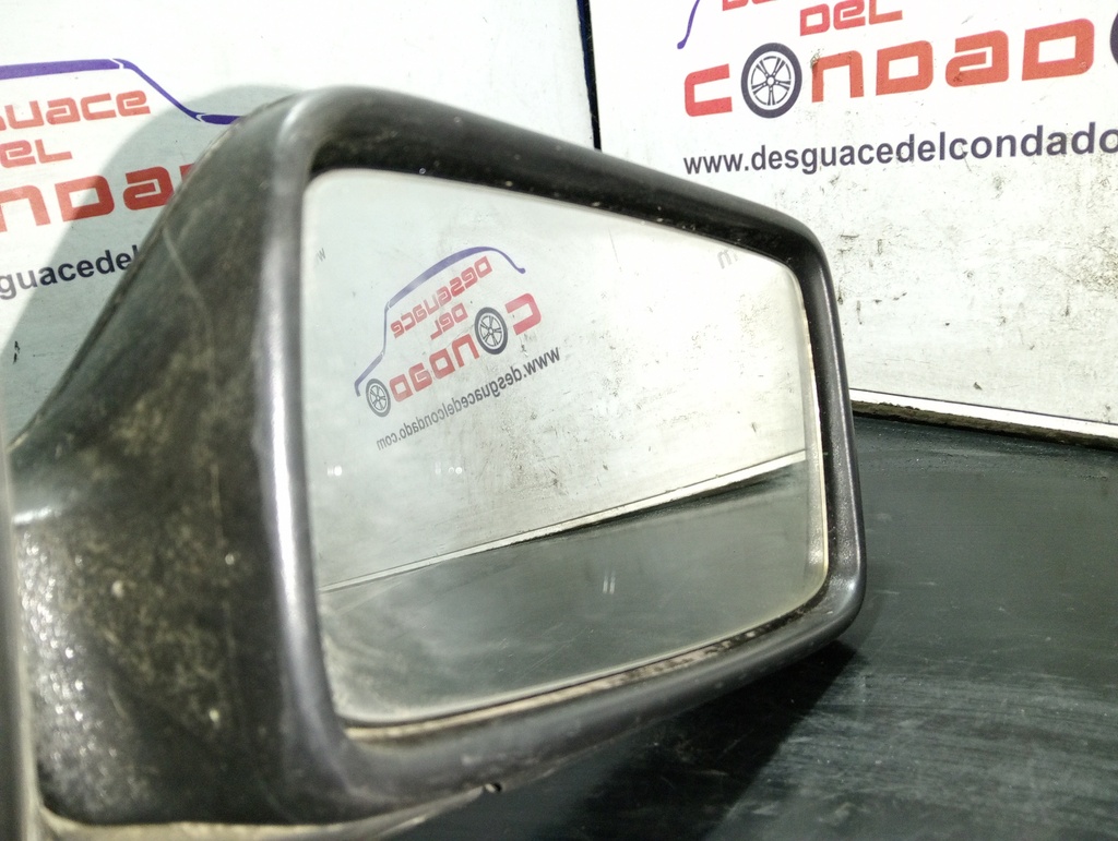 RETROVISOR DERECHO