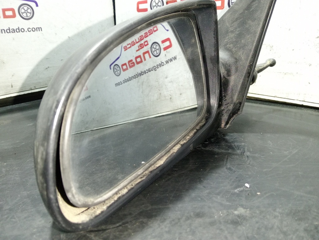 RETROVISOR IZQUIERDO