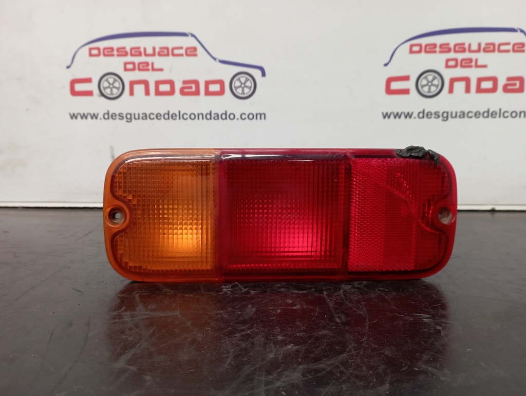 PILOTO TRASERO IZQUIERDO PARAGOLPES