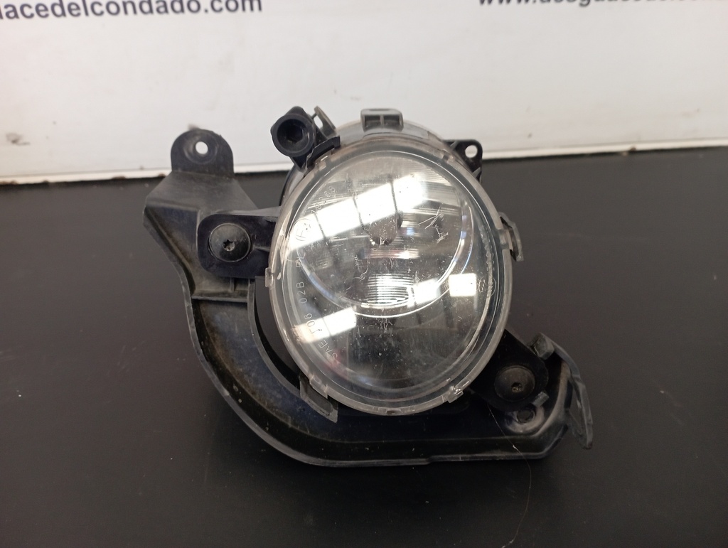 FARO ANTINIEBLA IZQUIERDO