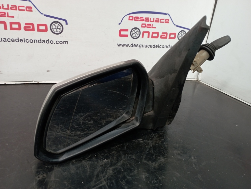 RETROVISOR IZQUIERDO