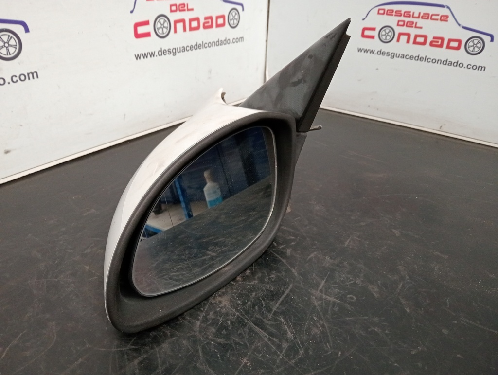 RETROVISOR IZQUIERDO