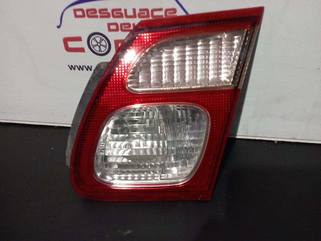 PILOTO TRASERO DERECHO INTERIOR