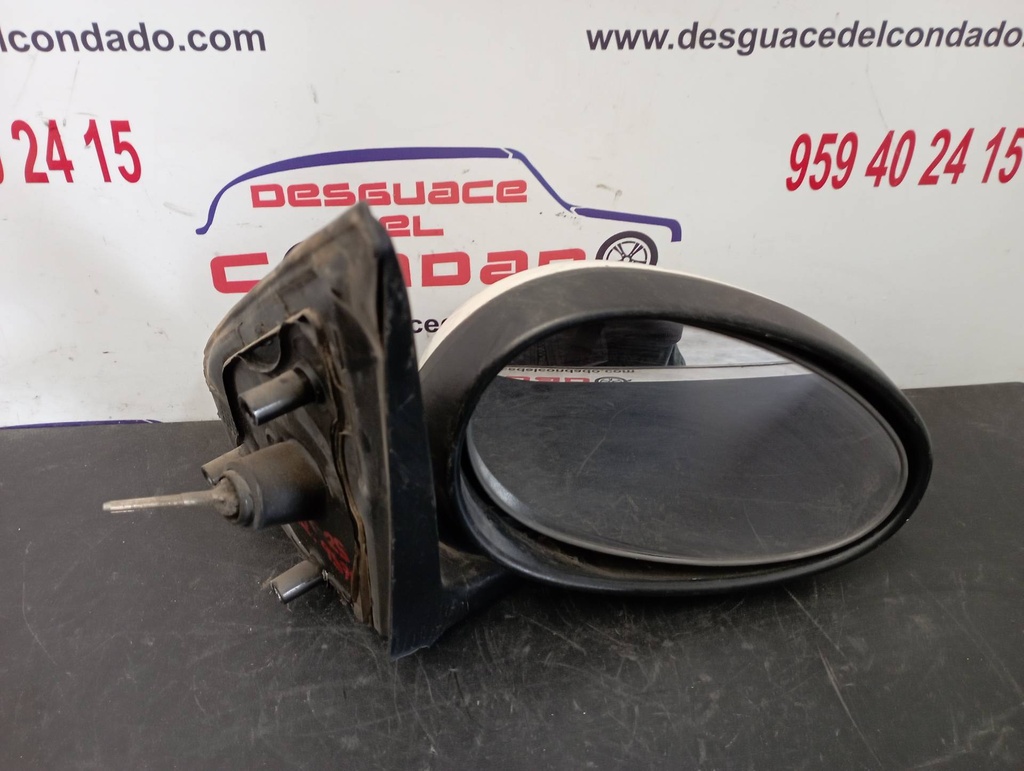 RETROVISOR DERECHO
