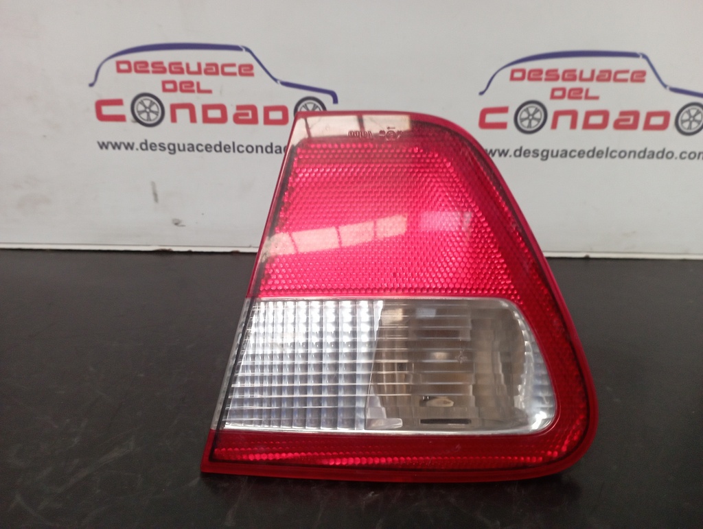 PILOTO TRASERO DERECHO INTERIOR