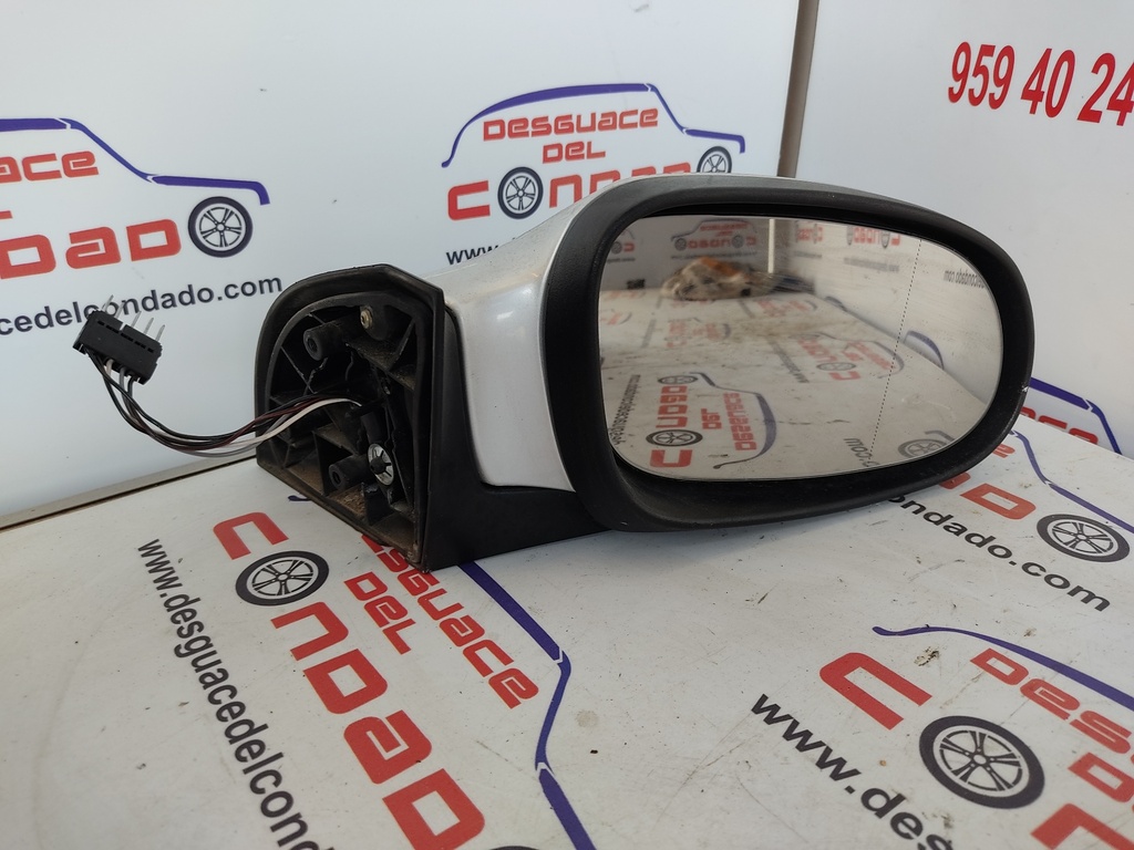 RETROVISOR DERECHO