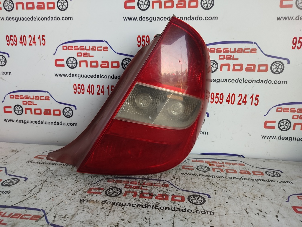 PILOTO TRASERO DERECHO