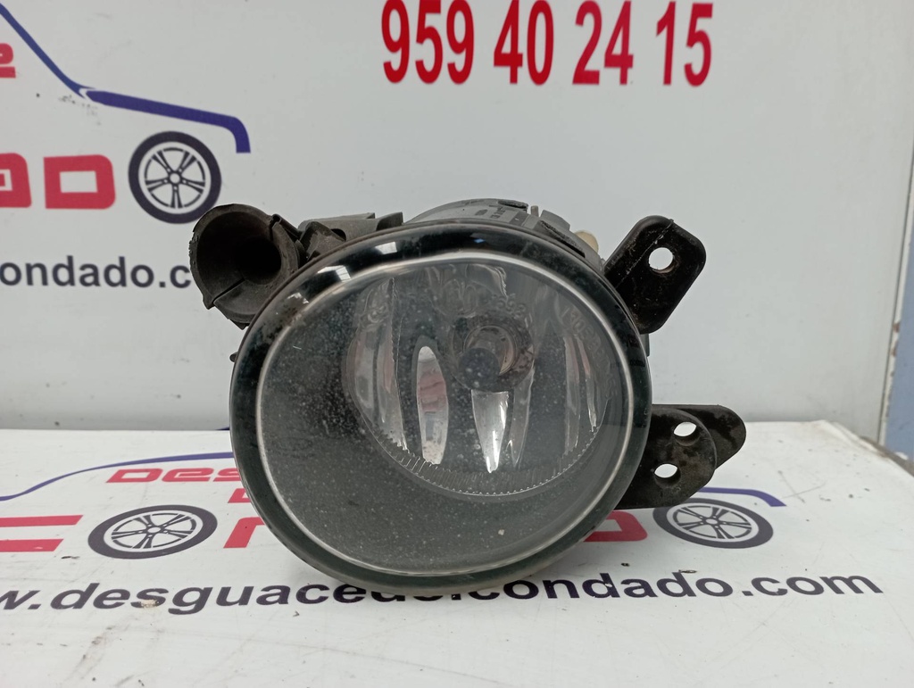 FARO ANTINIEBLA IZQUIERDO