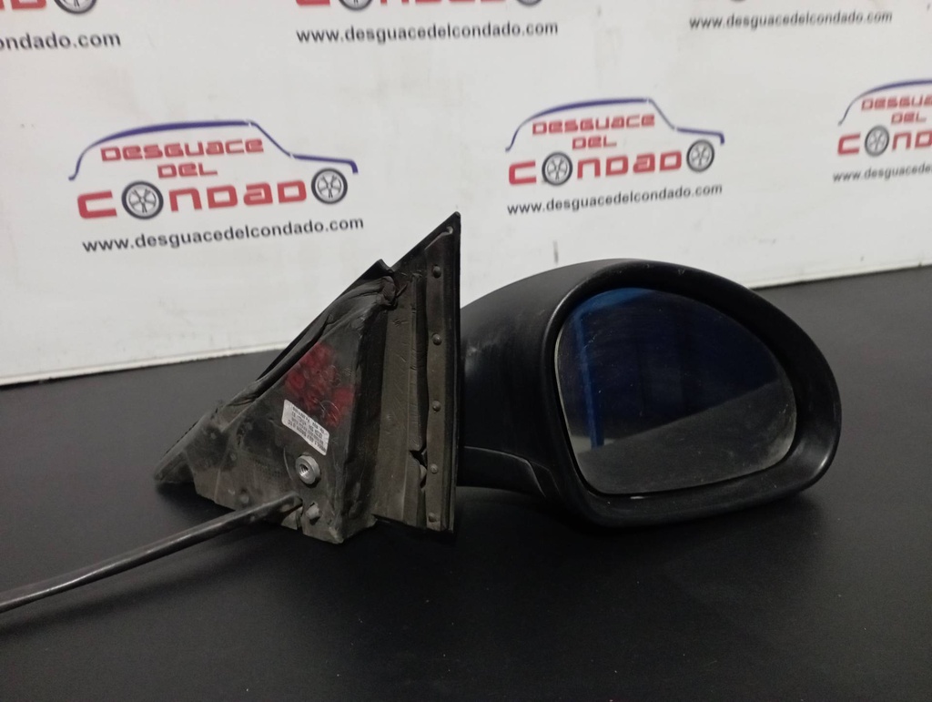 RETROVISOR DERECHO