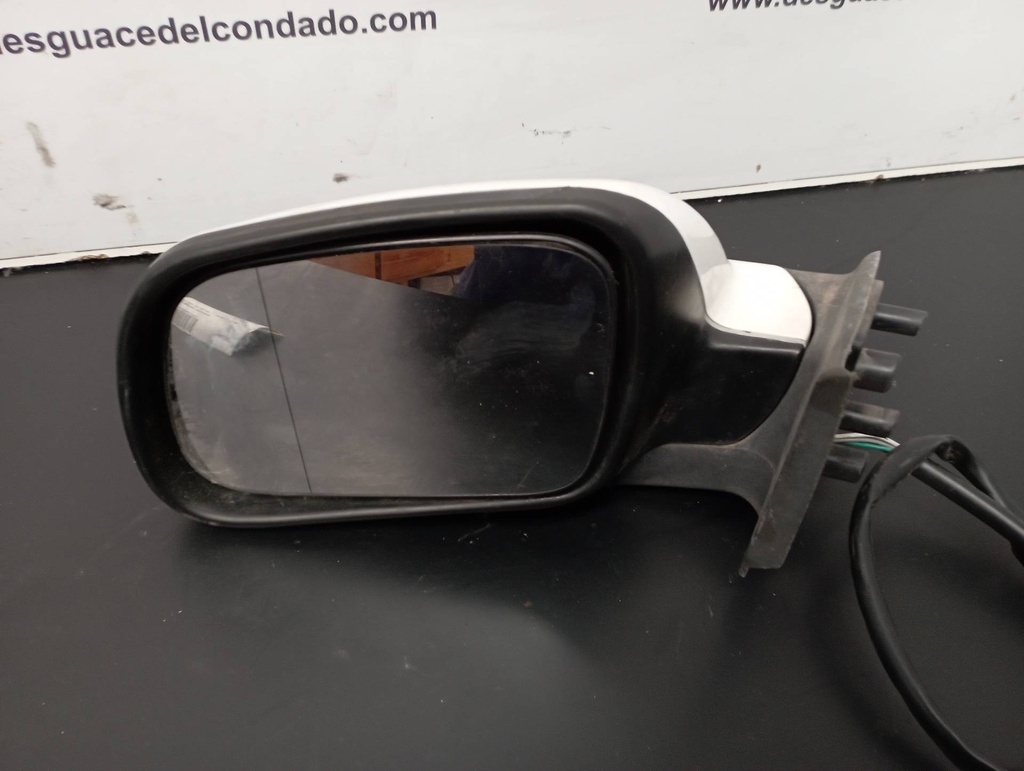 RETROVISOR IZQUIERDO