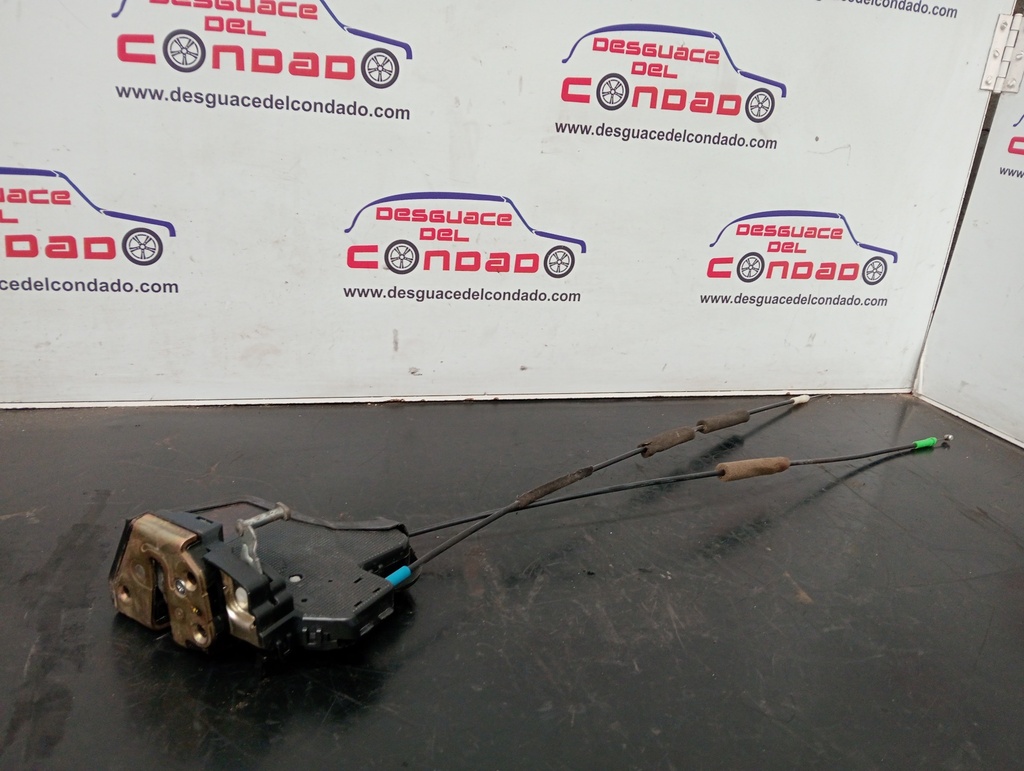 CERRADURA PUERTA DELANTERA DERECHA