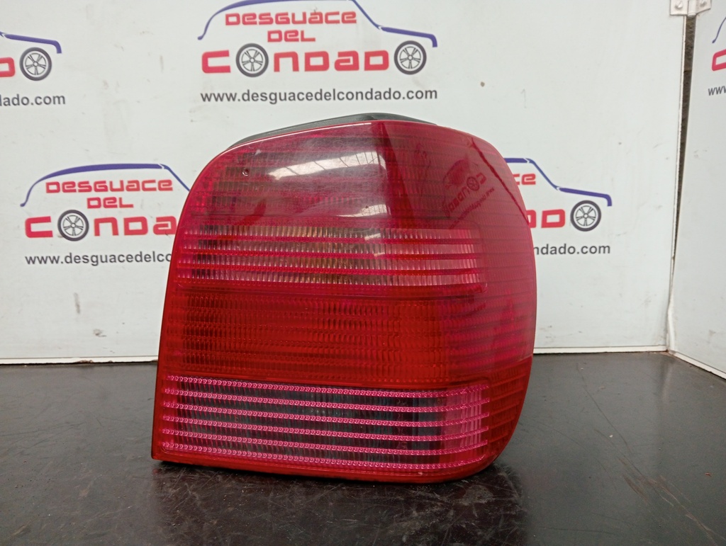 PILOTO TRASERO DERECHO