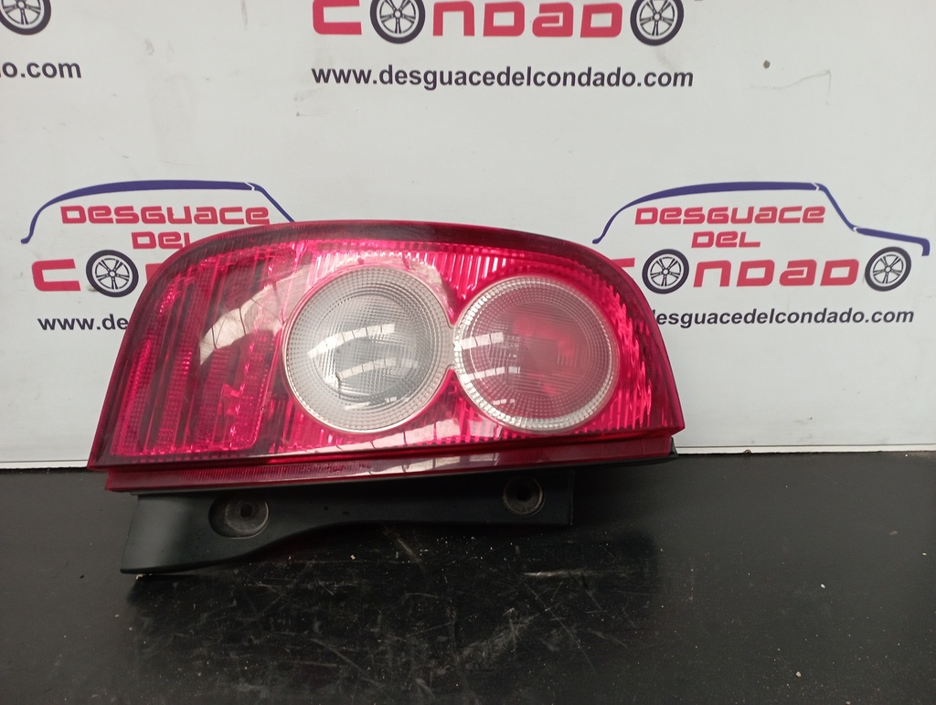 PILOTO TRASERO IZQUIERDO