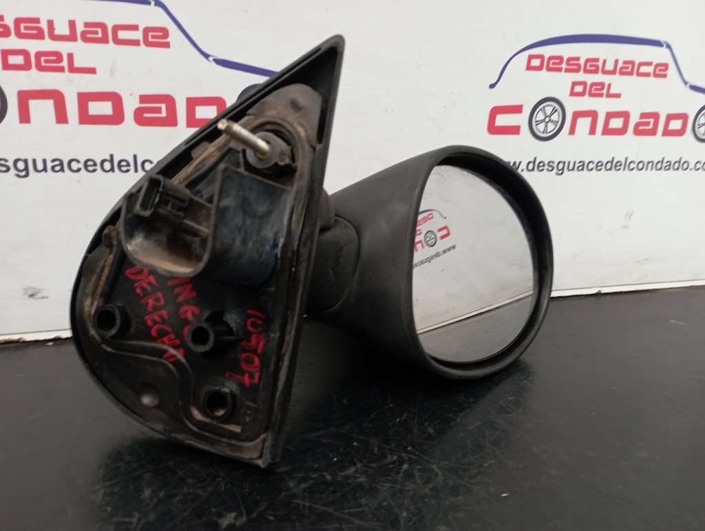 RETROVISOR DERECHO