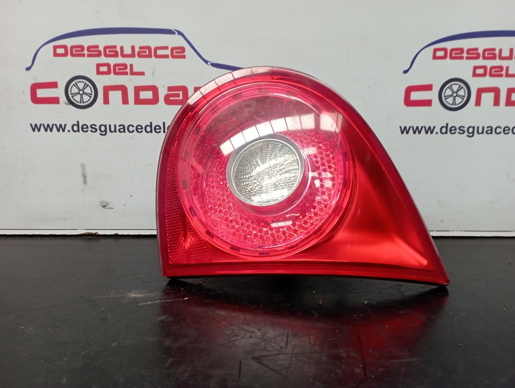 PILOTO TRASERO DERECHO INTERIOR