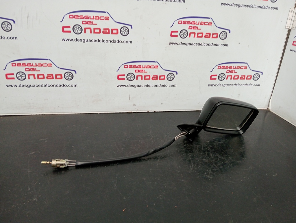 RETROVISOR DERECHO