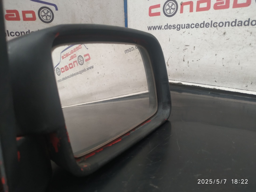 RETROVISOR DERECHO
