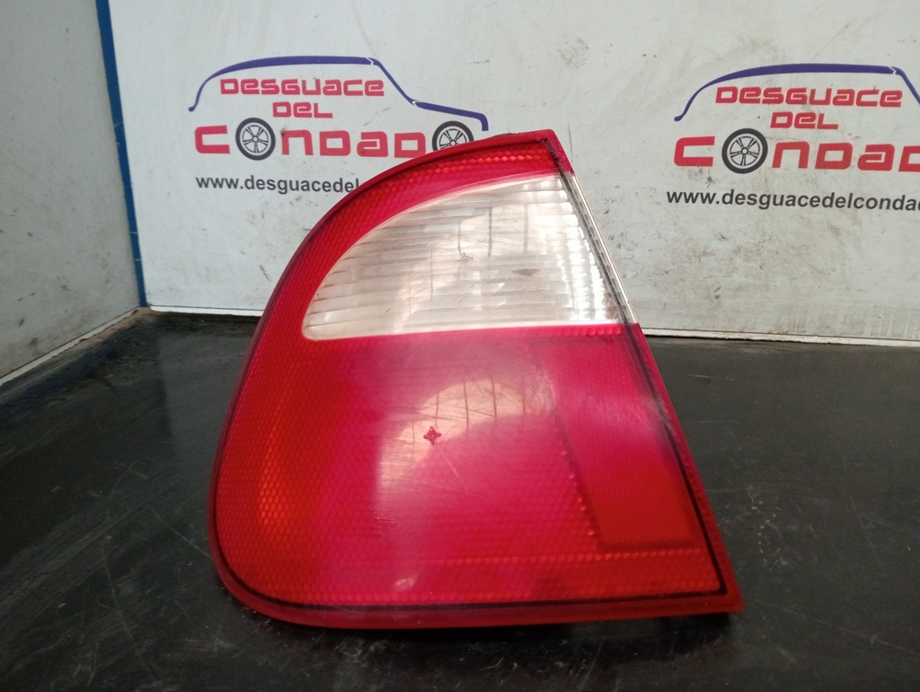 PILOTO TRASERO IZQUIERDO