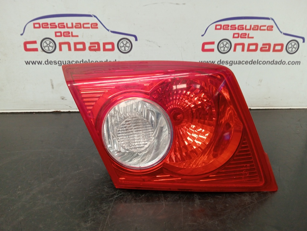 PILOTO TRASERO IZQUIERDO INTERIOR