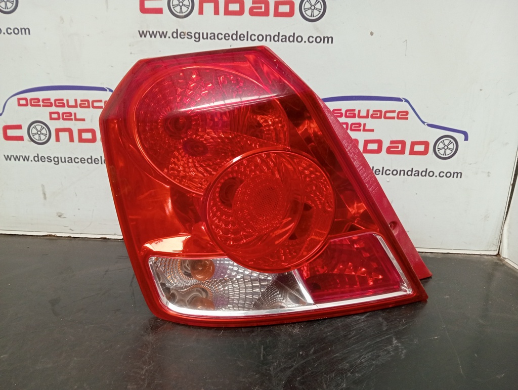 PILOTO TRASERO IZQUIERDO