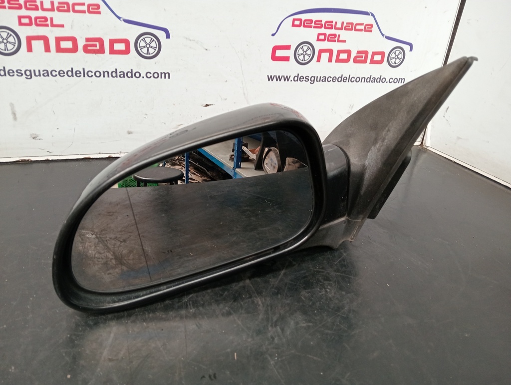 RETROVISOR IZQUIERDO