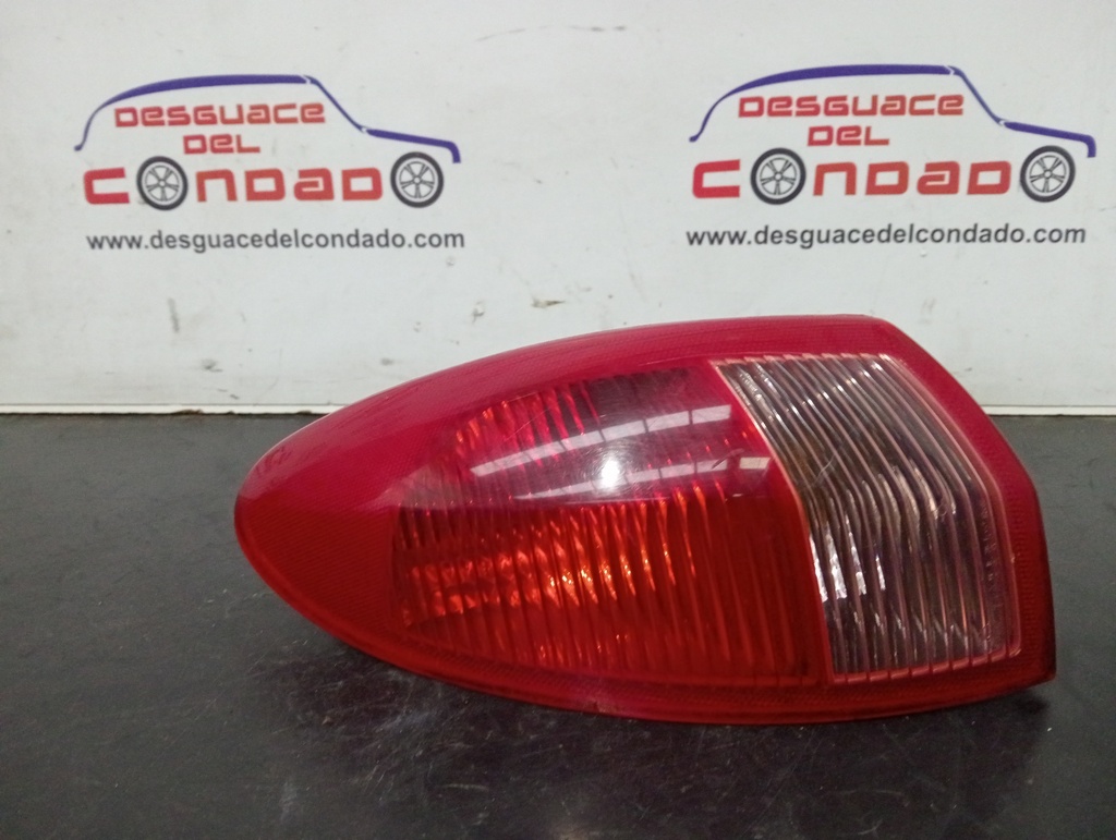 PILOTO TRASERO IZQUIERDO