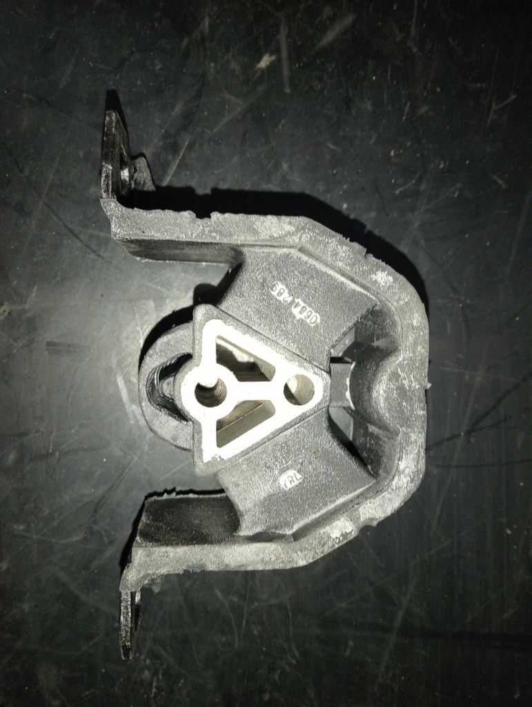 SOPORTE MOTOR IZQUIERDO