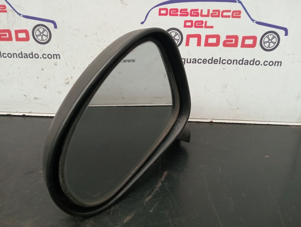 RETROVISOR IZQUIERDO
