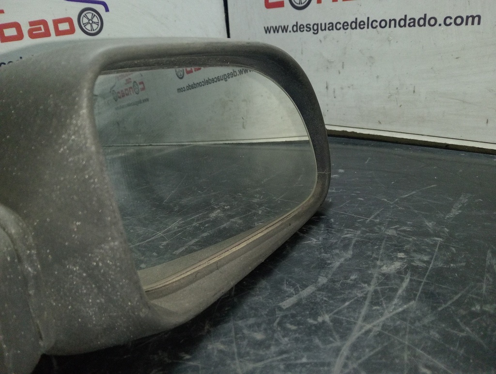 RETROVISOR DERECHO