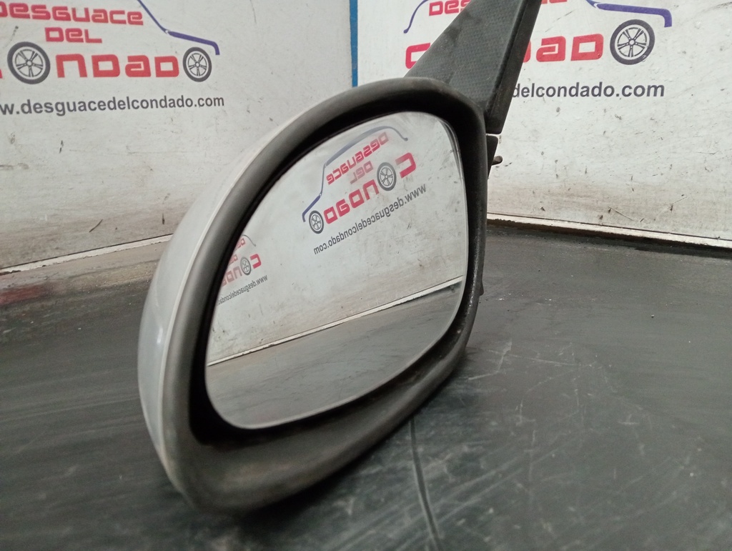 RETROVISOR IZQUIERDO