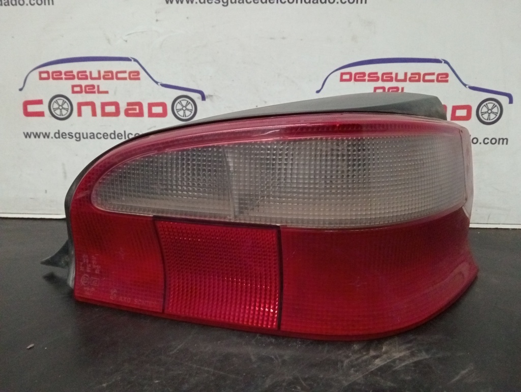 PILOTO TRASERO DERECHO