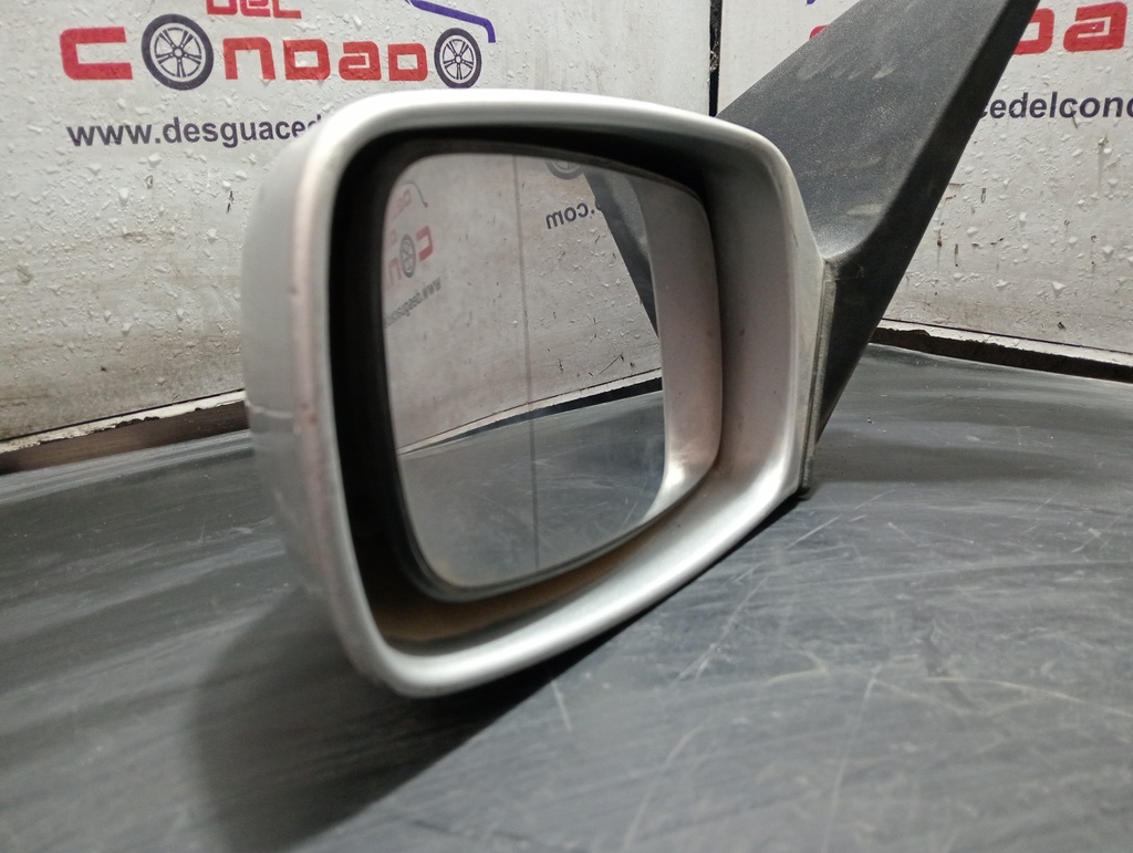 RETROVISOR IZQUIERDO