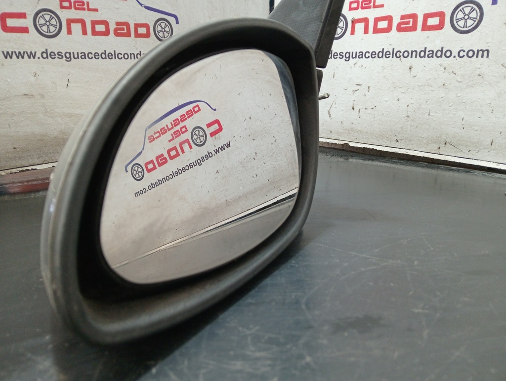 RETROVISOR IZQUIERDO