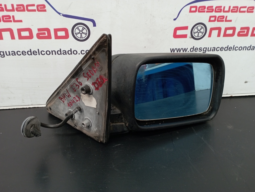 RETROVISOR DERECHO