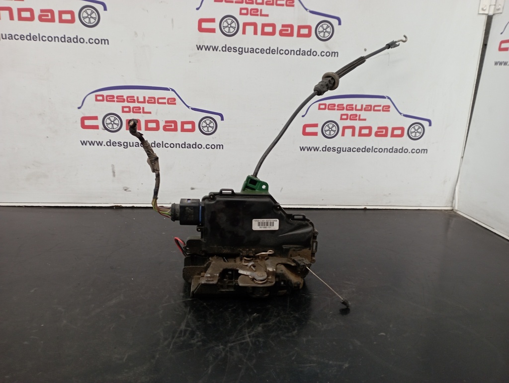 CERRADURA PUERTA DELANTERA IZQUIERDA