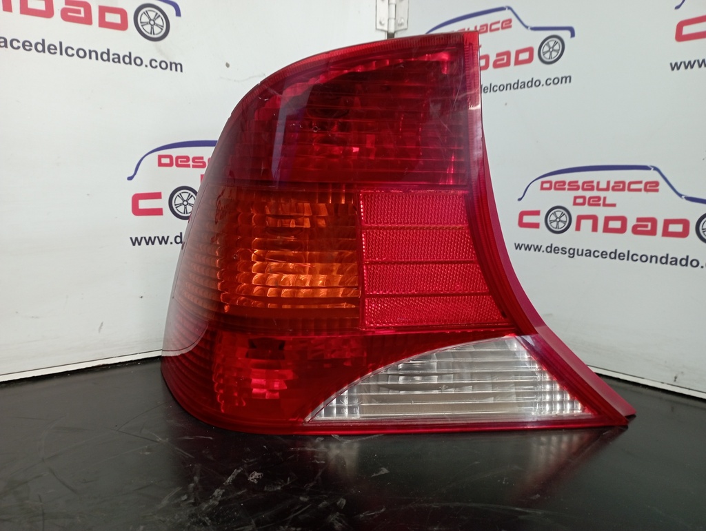 PILOTO TRASERO IZQUIERDO