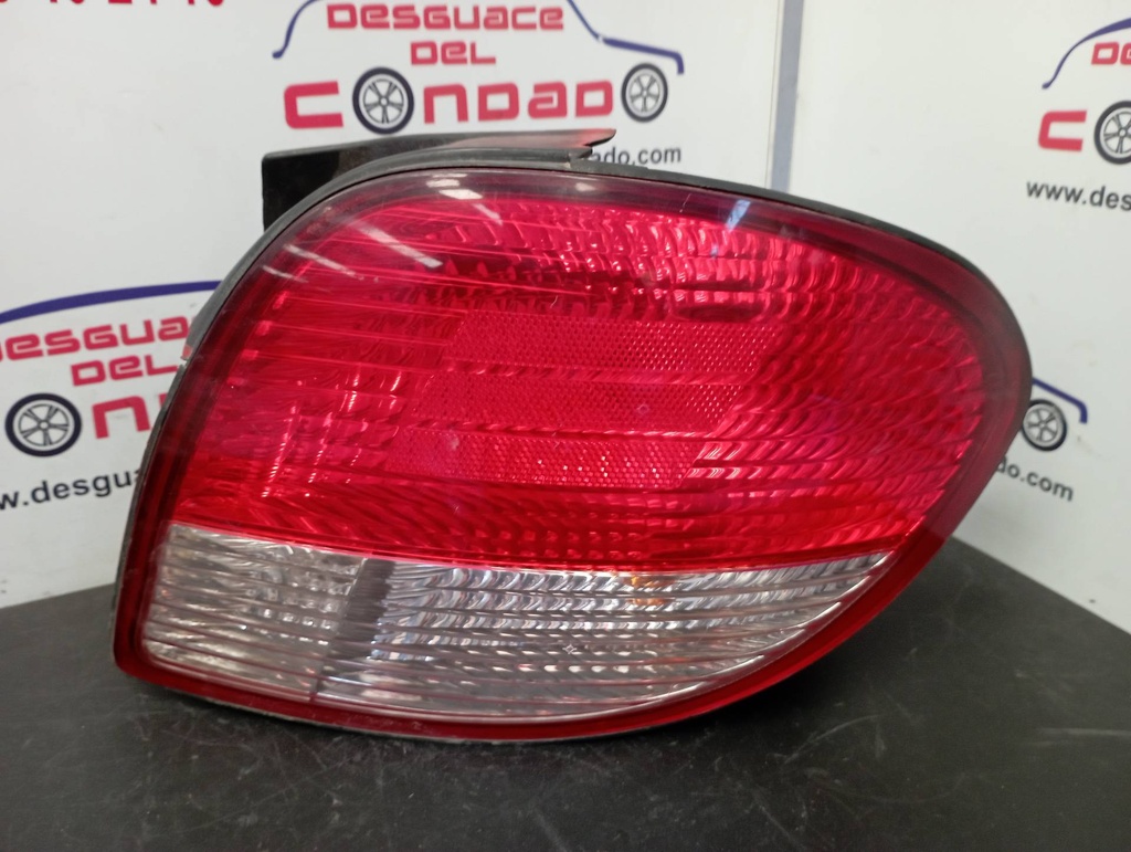 PILOTO TRASERO DERECHO