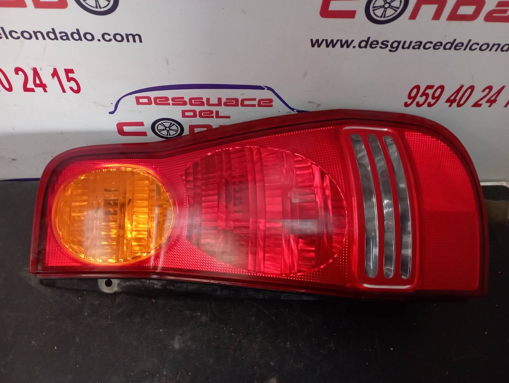 PILOTO TRASERO DERECHO