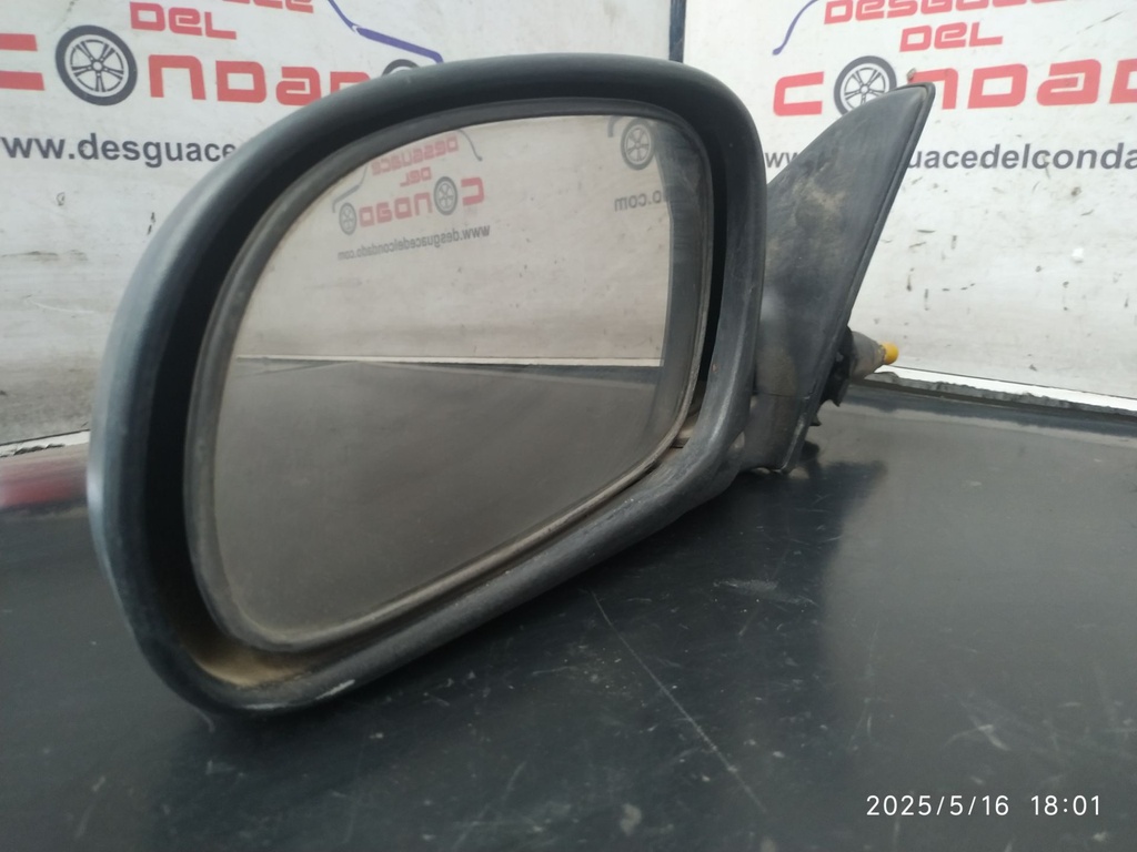 RETROVISOR IZQUIERDO