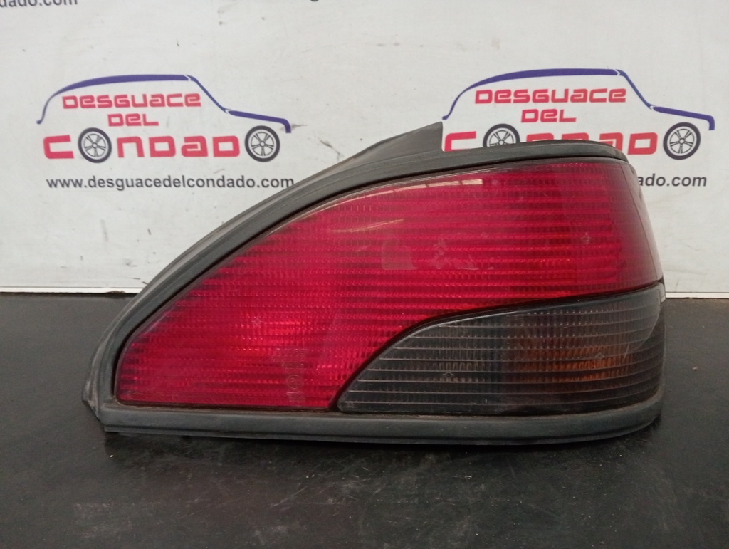 PILOTO TRASERO DERECHO