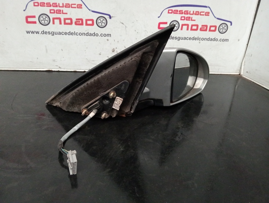 RETROVISOR DERECHO
