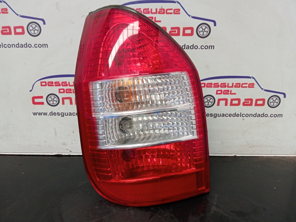 PILOTO TRASERO IZQUIERDO