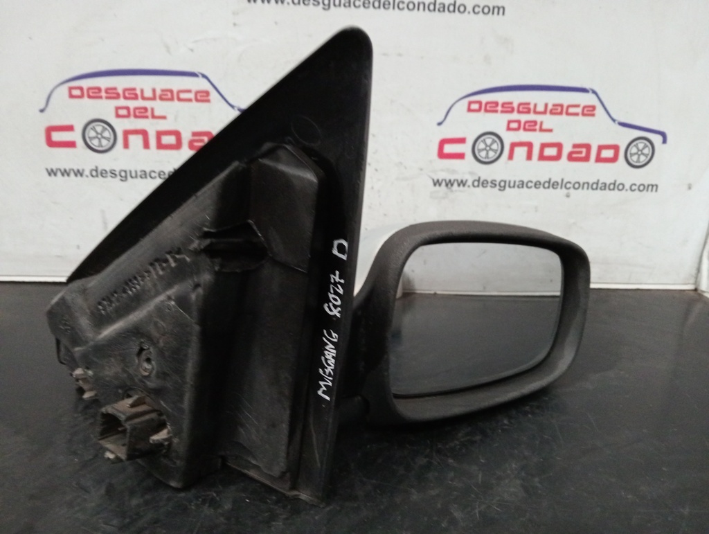 RETROVISOR DERECHO