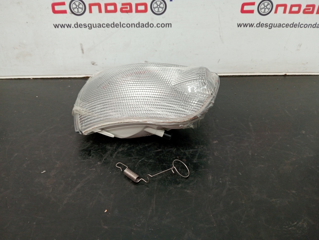 PILOTO DELANTERO DERECHO