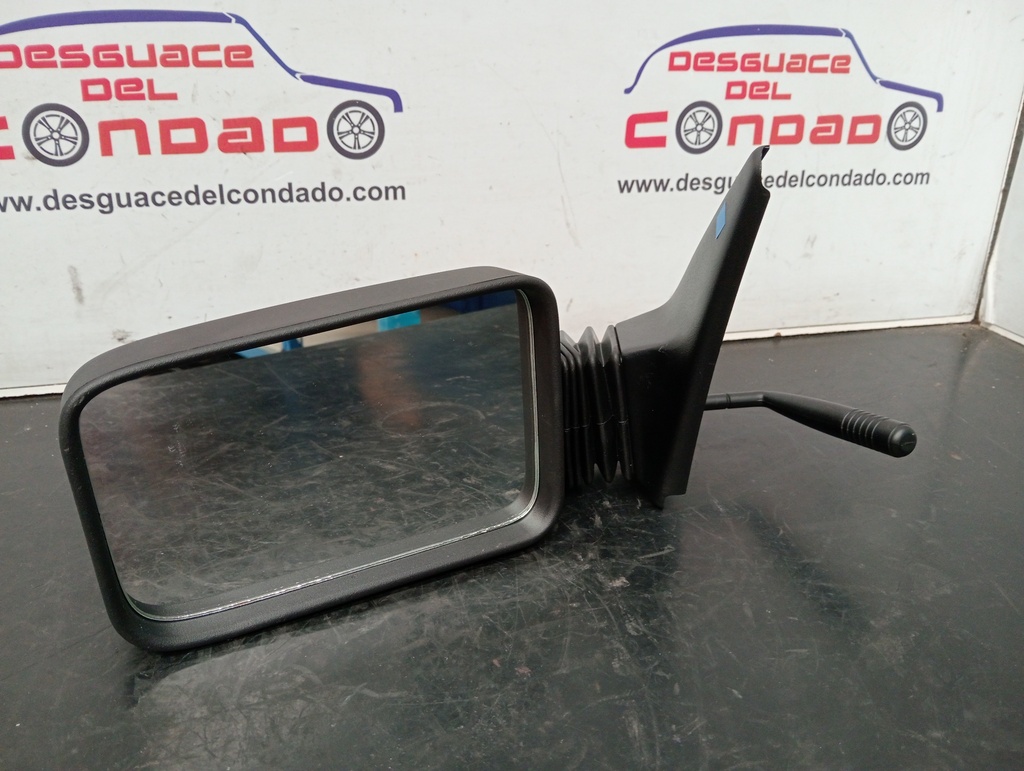 RETROVISOR IZQUIERDO