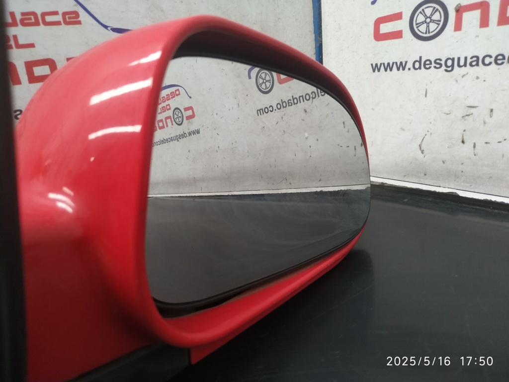 RETROVISOR DERECHO