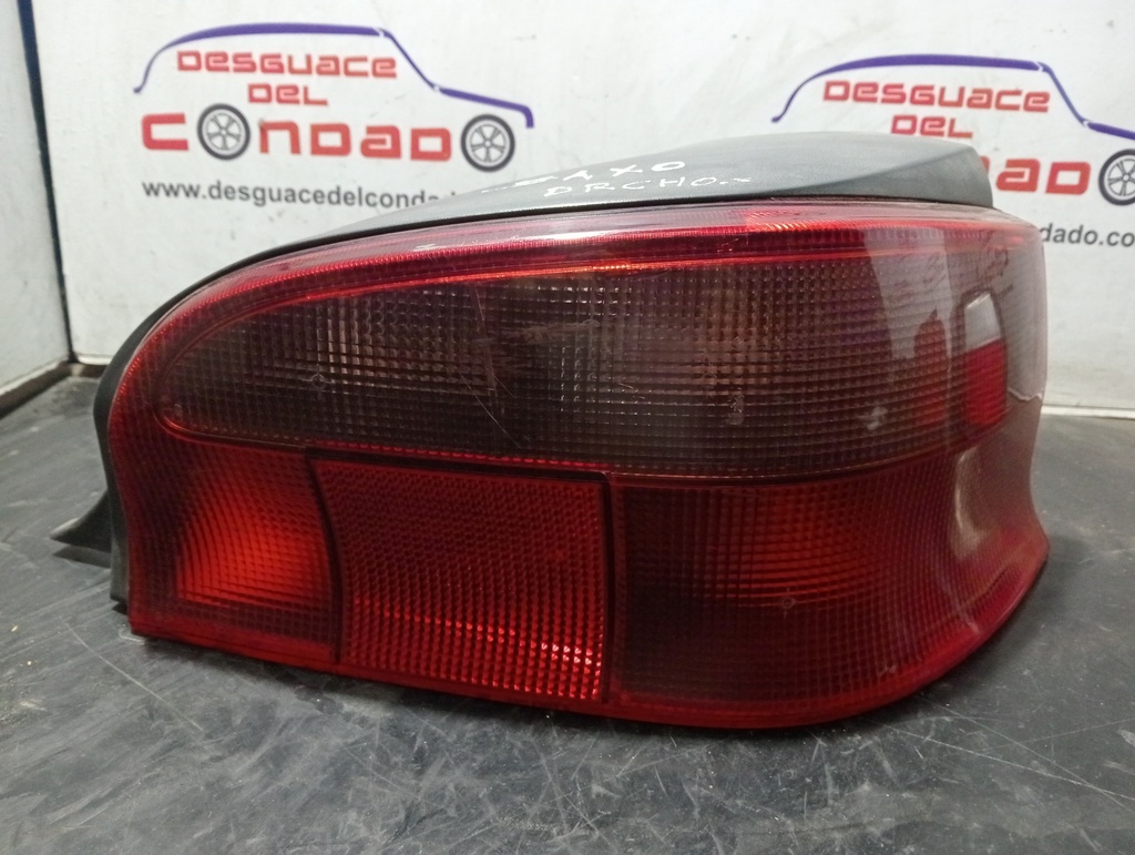 PILOTO TRASERO DERECHO